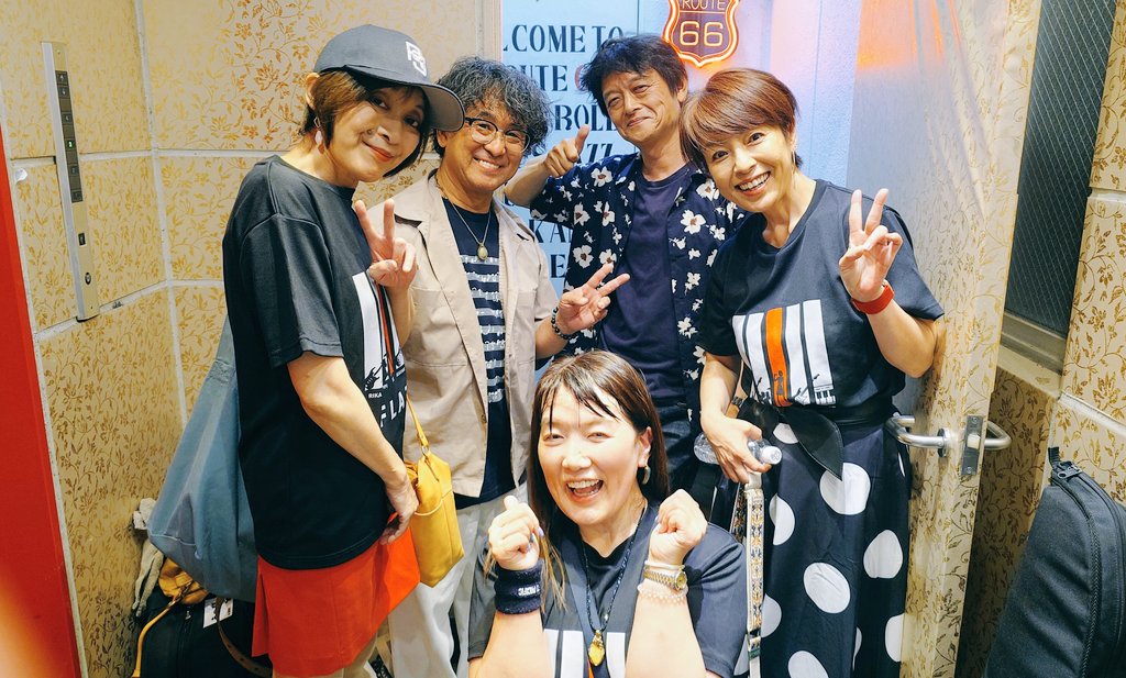 masha_rika's tweet photo. #FLAT 久しぶりの 前橋ROUTE66 ♪♪
なんと2年半ぶり‼️ 楽しかった～😘p https://t.co/VSSd4KkVXT