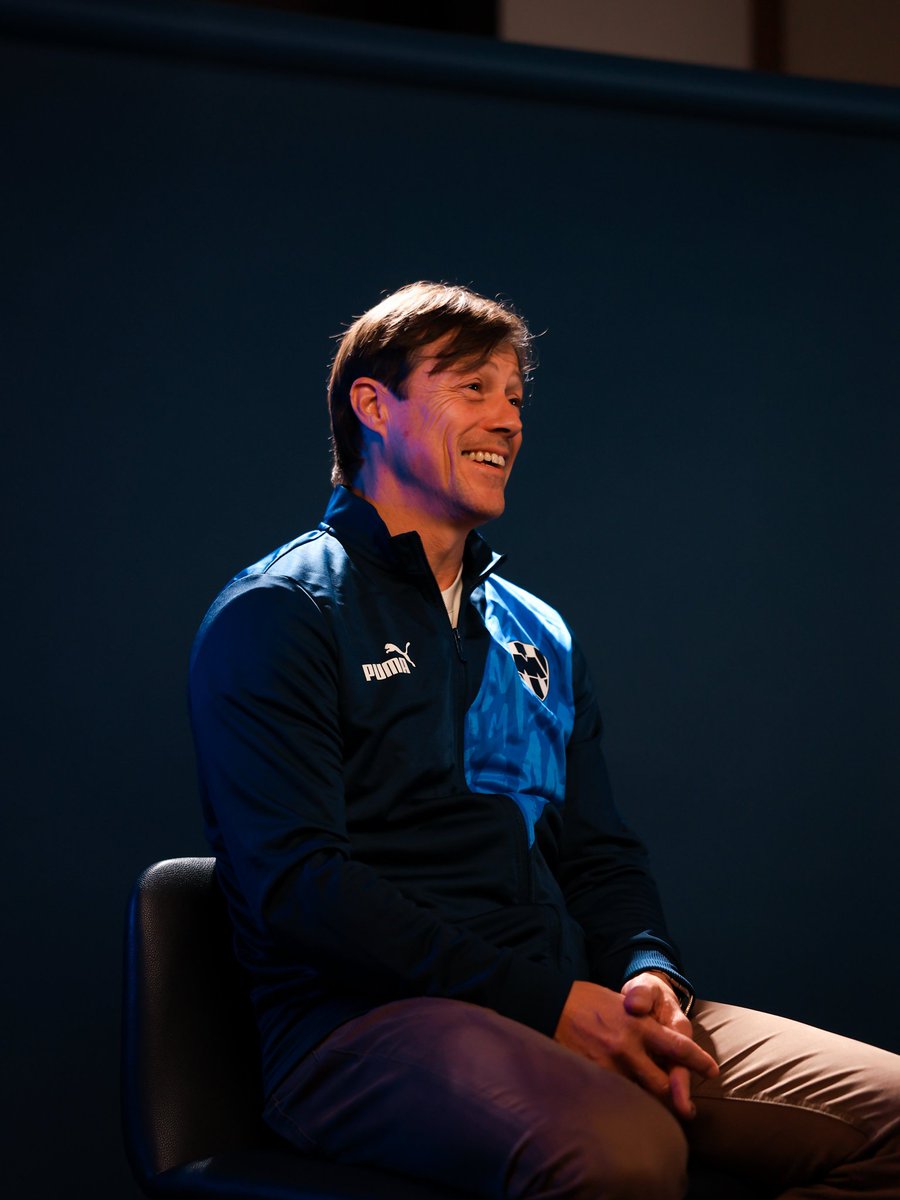 estadmonterrey's tweet photo. “En la Vida y en la Cancha es mi forma de vivir. Coincidimos con el slogan de manera natural”.🎙️Matías Almeyda.🔥

¡Vamos con todo, Pelado!👊🏼💙 https://t.co/JdfBHCWkBR