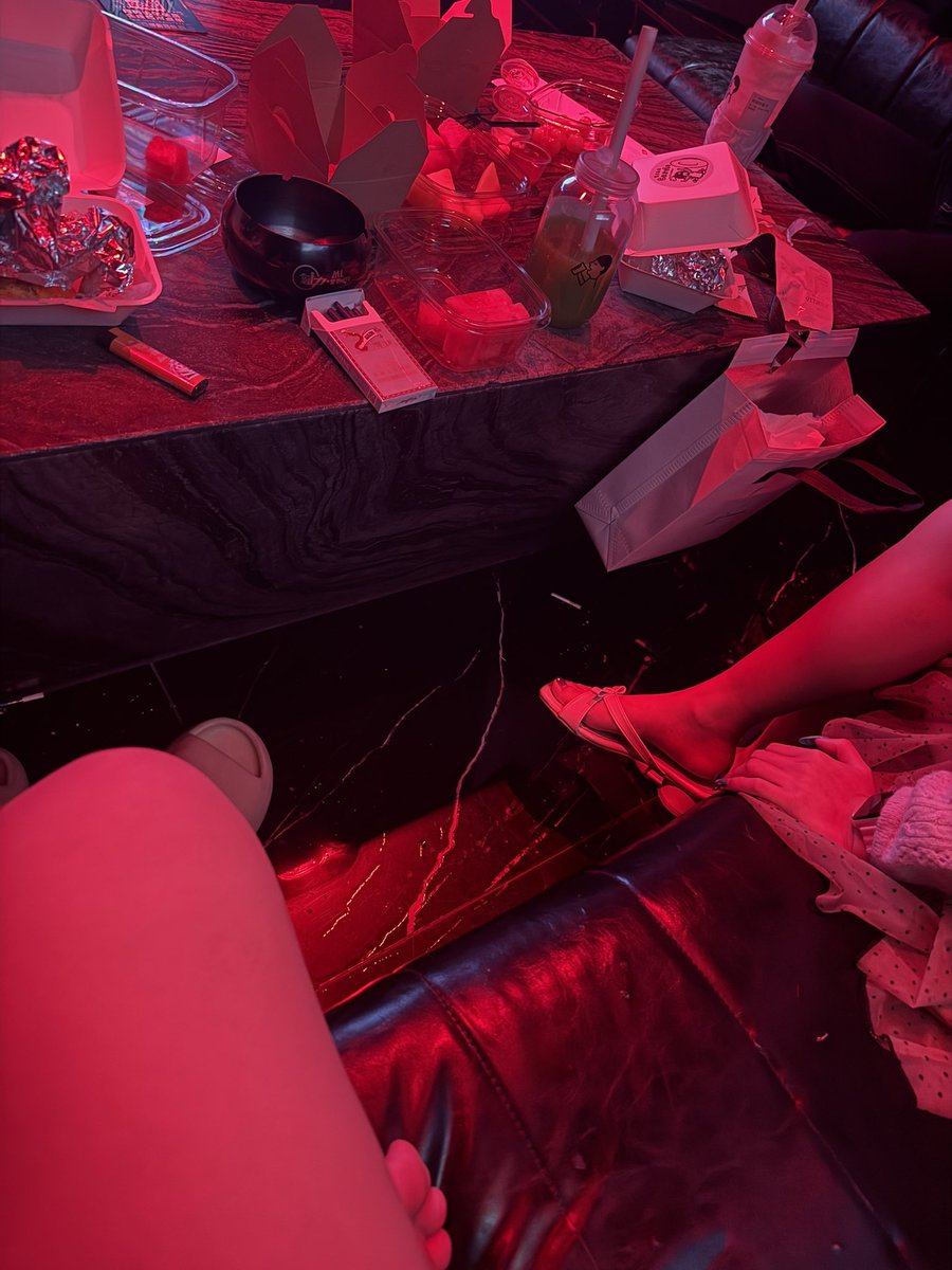 母狗收集者 tweet media