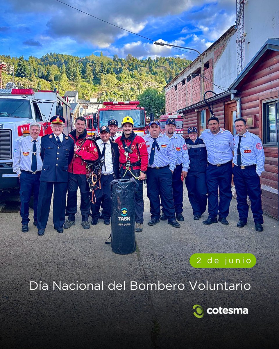 cotesma's tweet photo. 2 de junio – Día Nacional del Bombero voluntario

Nuestro reconocimiento a los @bomberos_san
Bomberos Voluntarios de San Martín de los Andes por su entrega y compromiso con la comunidad. 

Gracias por estar siempre.  

#DíaDelBombero #Cotesma https://t.co/lhkxMqhm4b