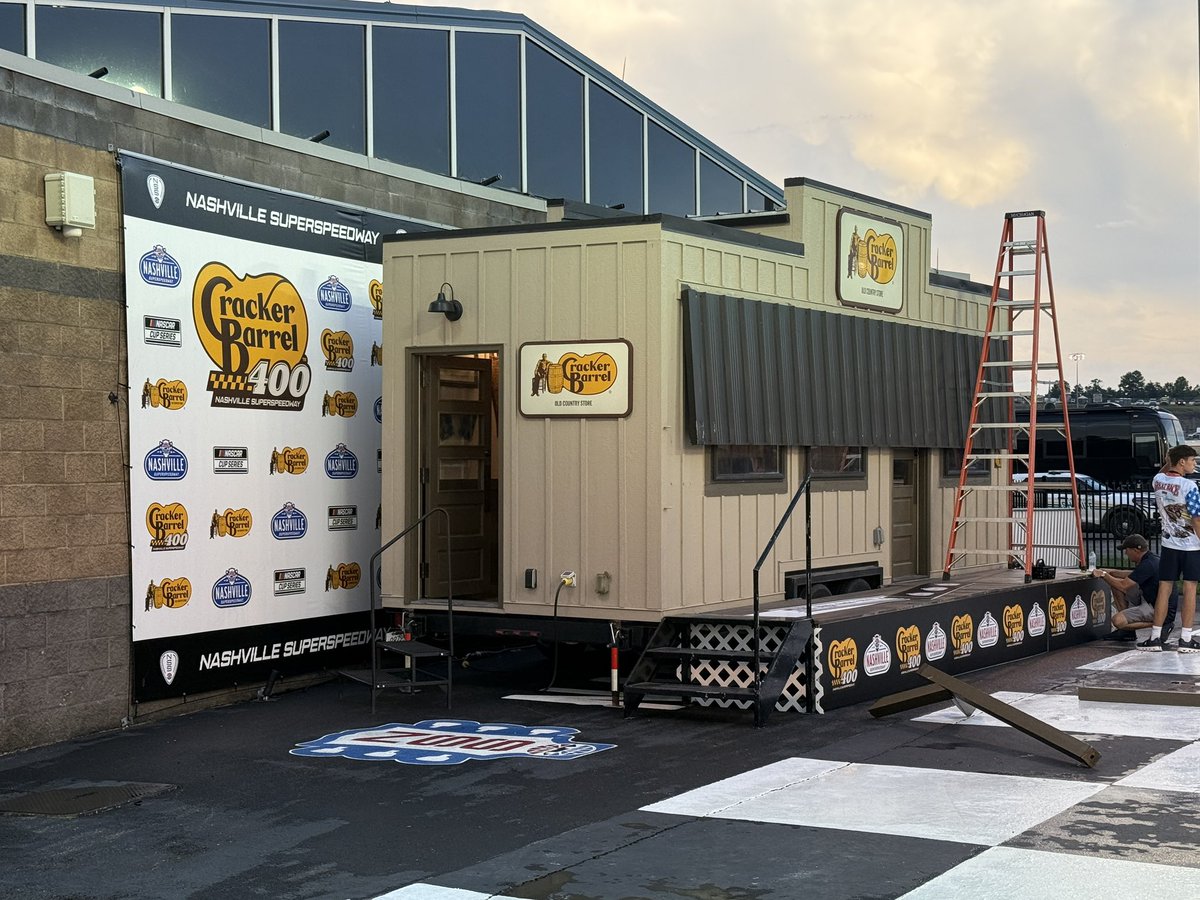 BrakingBob's tweet photo. I still can’t get over Victory Lane at Nashville Superspeedway is being turned into a popup Cracker Barrel #Nascar https://t.co/KwpHcqNyG8
