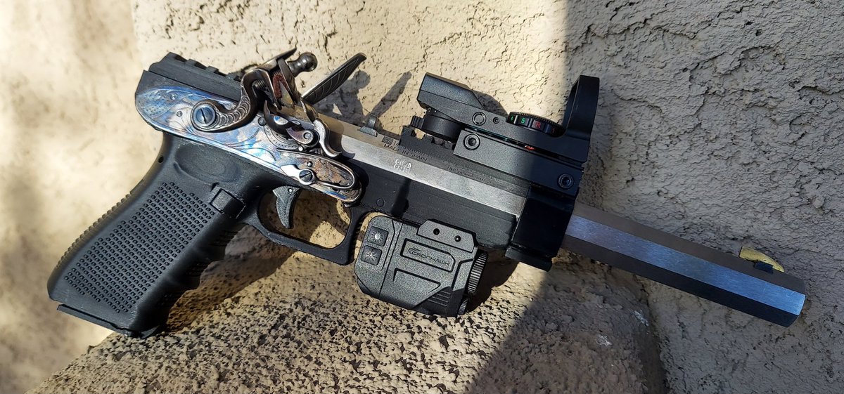 vulp1naut's tweet photo. flintglock upgrade, now with onboard storage for priming powder and ammo 

technically it has 7rd capacity now so behold, a 1911 https://t.co/2c9lBwHWCS