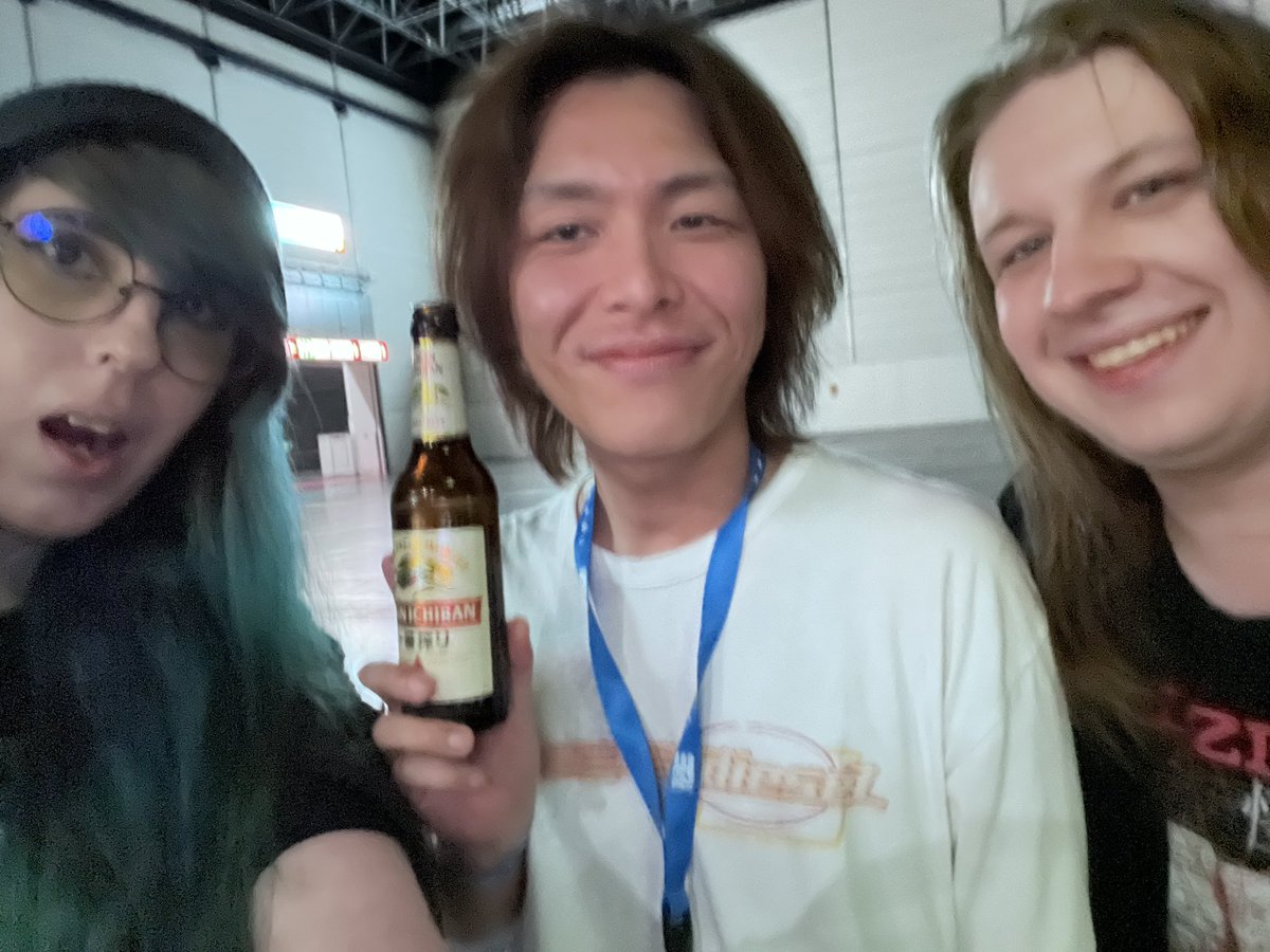 Shirotech_ tweet picture