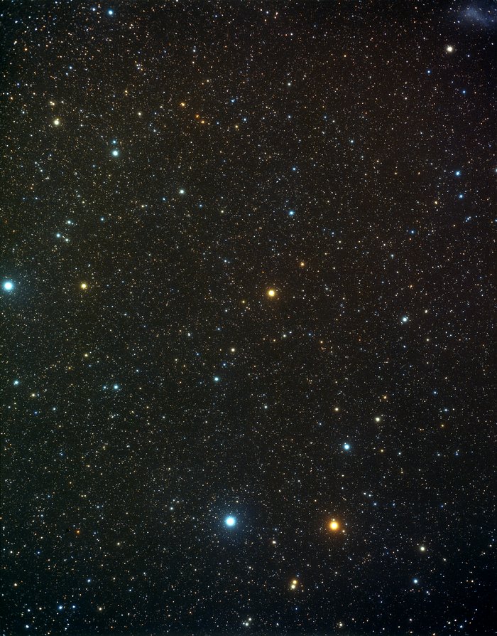 astronomybot's tweet photo. A wide-field view of the constellation of Indus (ground-based image)
Image date: 7 April 2009, 10:30

This picture, taken with a small ground-based camera, shows on its central-left portion the constellation of Indus, in the southern sky.

Credit: A. Fujii 
Source: ESA/Hubble https://t.co/jmxSewUzPk