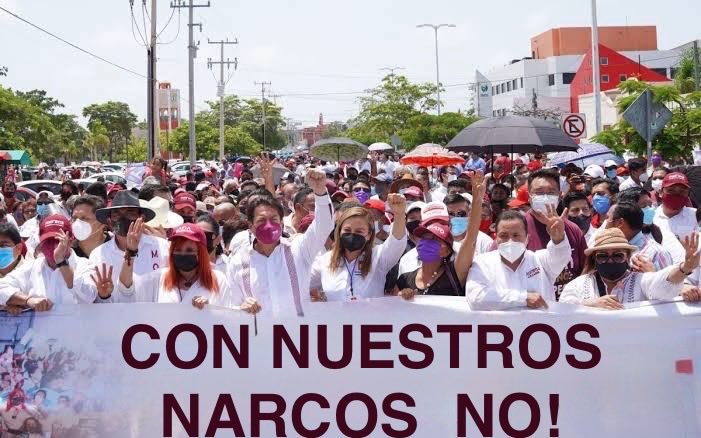 edgar_qd's tweet photo. @RomiOrtiz2016 Felicidades!!!
Salió mejor su 2da #narcomarcha
Sus patrones deben estar muy contentos https://t.co/tyUgEEwsSY