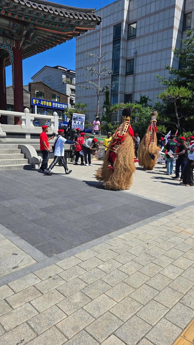 ChinasaNworu's tweet photo. IPOB South Korea, Biafra Heroes Remembrance Day in Suwon, South Korea #Biafra #IPOB #30thMay 
@radiobiafralive 
@real_IpobDOS https://t.co/f1rVuI2wlW