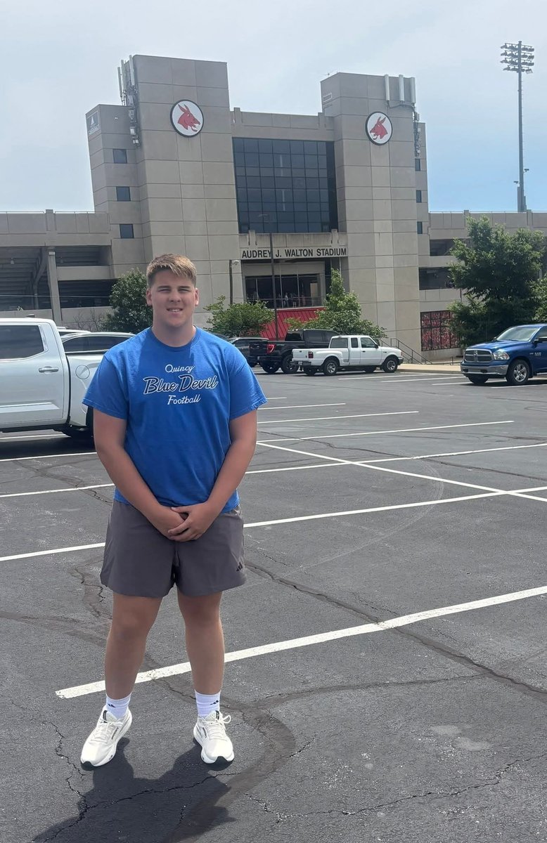 jaxsonfohey's tweet photo. Had a good day at the UCM football camp! @UCMFootballTeam  @qhsfootball @RLittle_3 https://t.co/YfIhiM5n3q