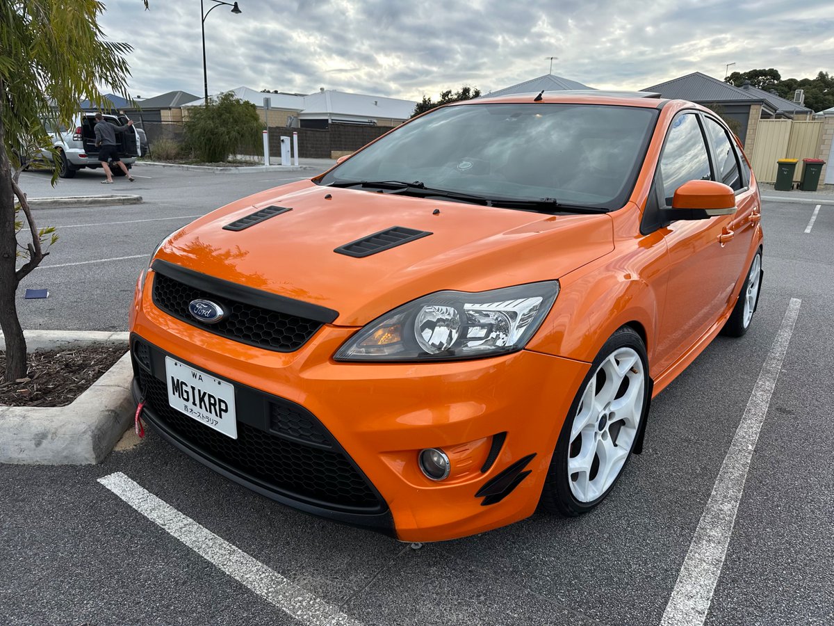 syntholly's tweet photo. @cowboyprincess_ wait real?! 
this is an eu/au model so technically considered the real mk1 (mine is even more technically the facelift mk1) which us didn’t see!! https://t.co/NeQuQtCIUy