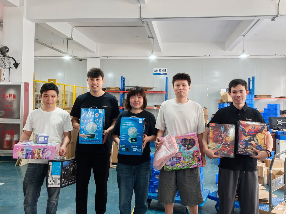 SUMAX57667596's tweet photo. As Children's Day approaches,
SUMAX has prepared special gifts for the children of our employees.

Happy Children's Day – to the little ones, and to the young at heart. 💝
#SUMAX #AutomotiveParts #TimingChain #Engineering #OEM #childrenday https://t.co/tZr0q3PKqW