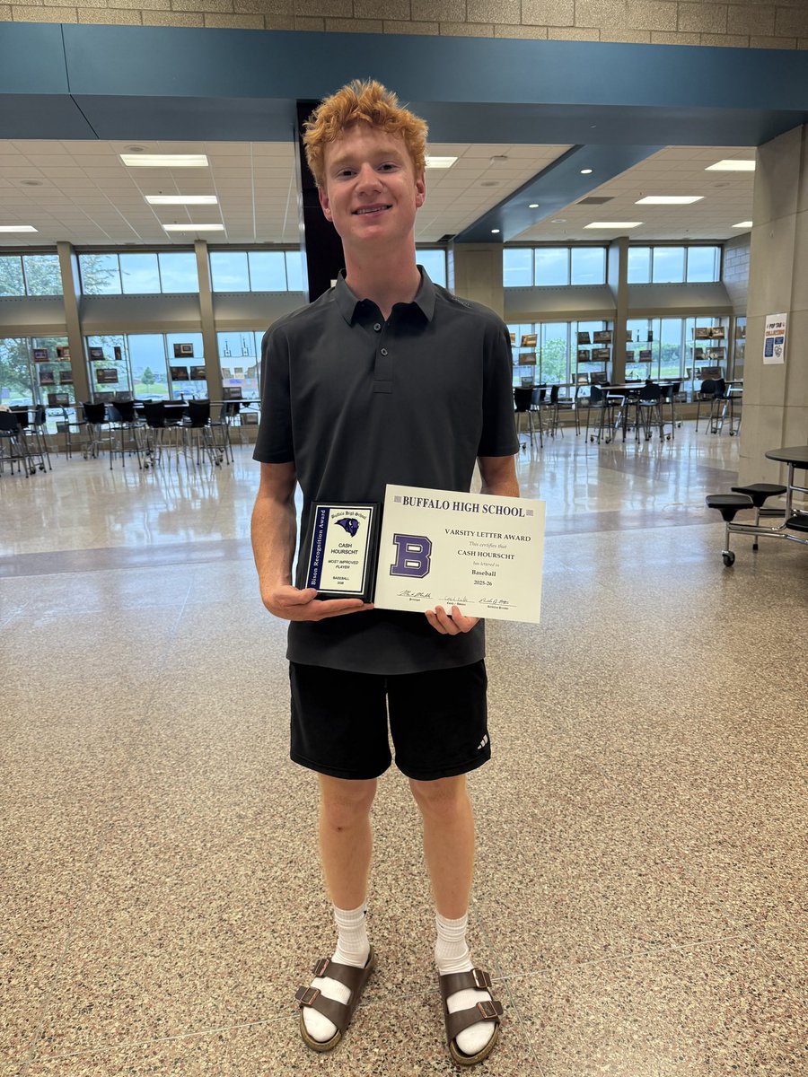 CashHourscht09's tweet photo. I was honored to receive my varsity baseball letter and MOST IMPROVED player award for this varsity season! https://t.co/7RTYNSYEXF