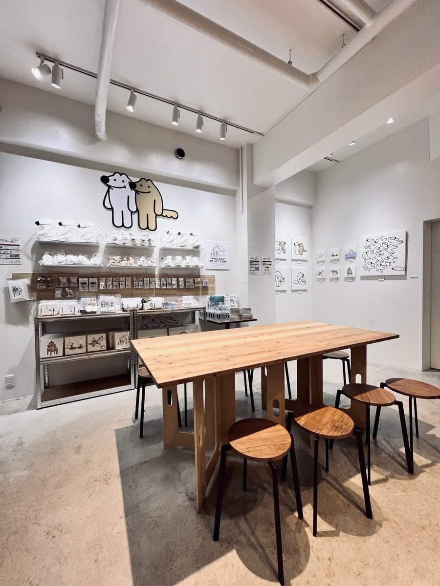 wolfkunnow's tweet photo. 2026年6/1(月)~6/14(日)まで
「WOLFKUN COLLECTION」 が大阪CRABON COFFEE OSAKA(心斎橋／四ツ橋)にやってきます🍪🐺🍪🐕

関西の皆さん、是非ご検討ください♪ https://t.co/ubYaYlpvwo