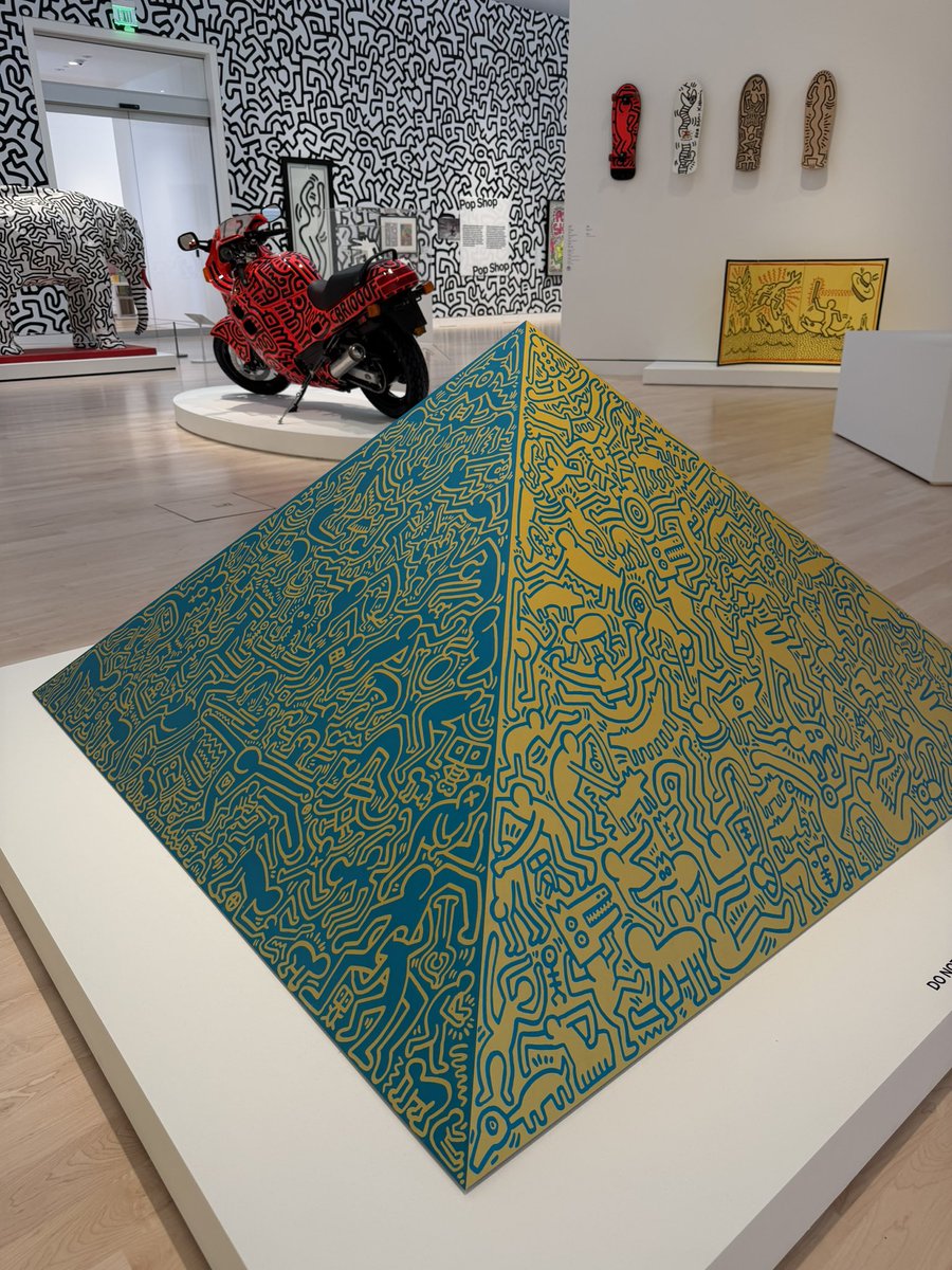 ShaunModi's tweet photo. In a world where AI is everything, it’s important to take a step back and think about history. Had a special time visiting Bentonville Arkansas to visit the first Walmart, and @crystalbridges, a PHENOMENAL museum of American art https://t.co/U7Ij1PV829