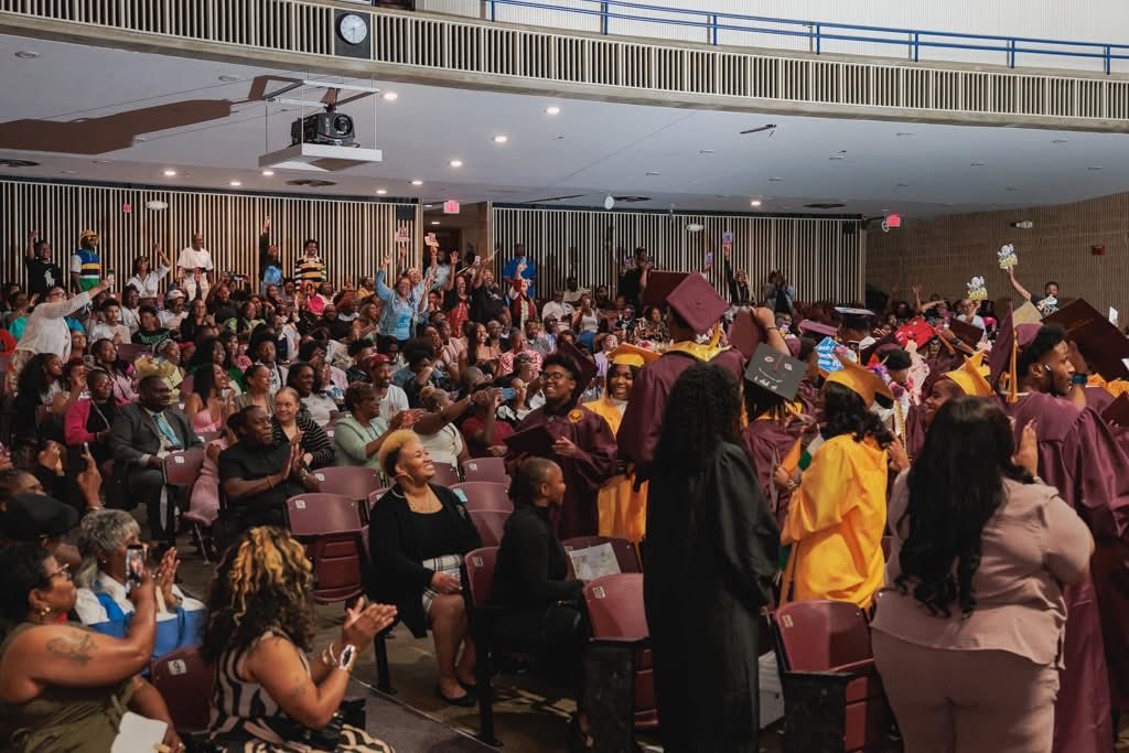SenatorMcCray's tweet photo. Blessed that @TheSEEDSchoolMD allowed me to be part of such a special moment

Hope my words reminded the graduates that success is not determined by where you start, but by your willingness to keep showing up, keep growing, &amp; keep believing what is possible

#BaltimoreExcellence https://t.co/Pn0D8C0GP5