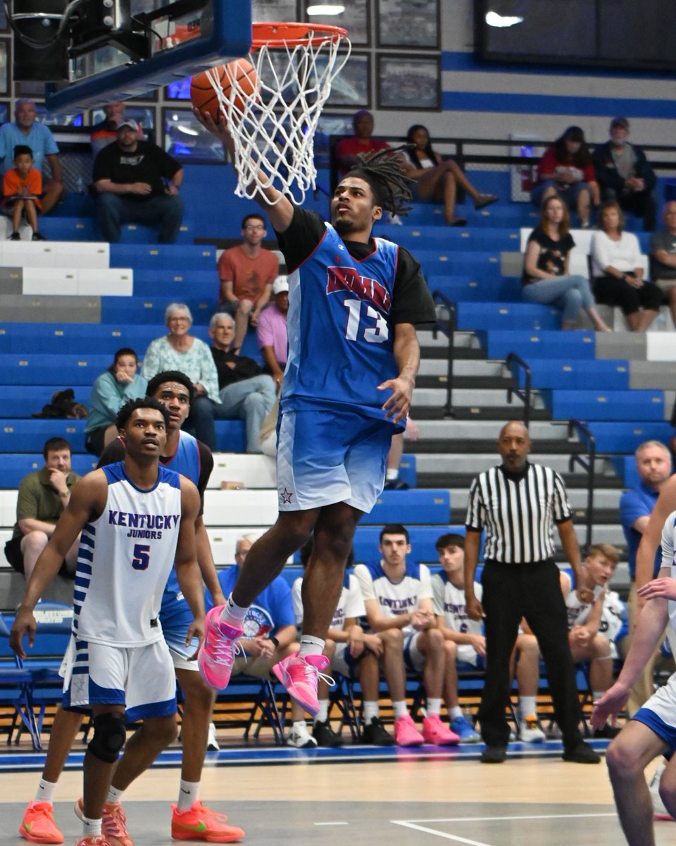 KyleNeddenriep's tweet photo. Jason Gardner Jr. pours in 30, leads Indiana Junior All-Stars past Kentucky Junior All-Stars. https://t.co/DrmRo7NIJq https://t.co/eZdjWlMayx
