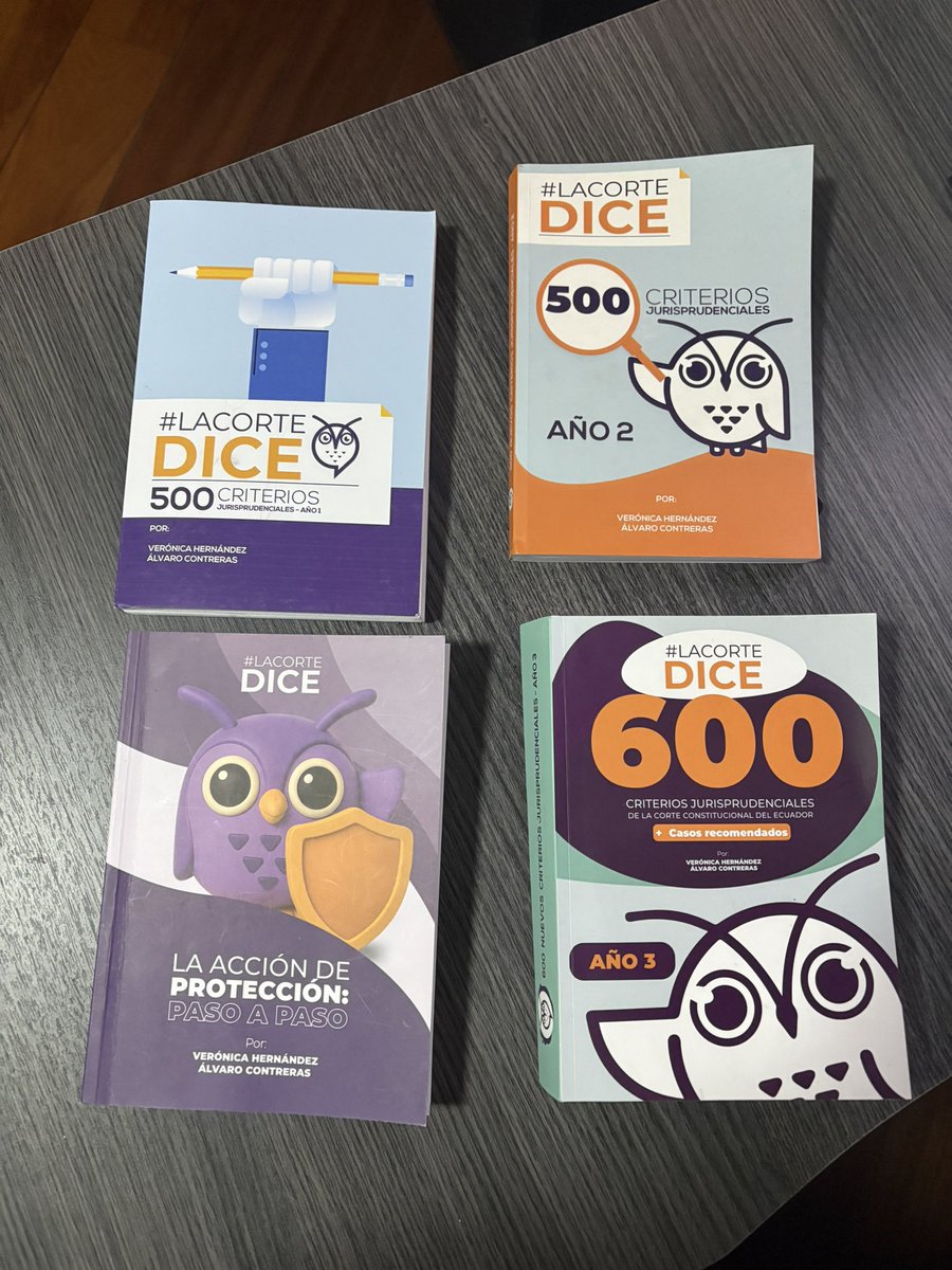mariodaviddx's tweet photo. Recomendación de domingo:

Consigan los libros de @lacortediceEC y de la Dra. @VeronicaLHM. Además de ser bastante didácticos, resultan sumamente útiles. 🙌🏻👌🏻 https://t.co/pwFSf6vabX
