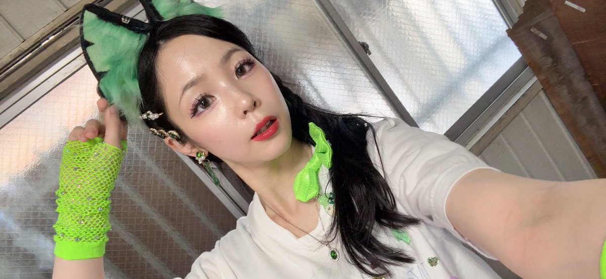 WomanSD_MERO's tweet photo. #八幡ぎょうざ祭り
煌めく大人アイドルWomanSyndrome
（ウーマンシンドローム）出演させて
いただきました❤️✨✨
初めての方々が物販にもきてくれたり
手拍子なんかも嬉しかった🌱✨

どんどん増えてく親戚さん（ファンネーム）
これから沢山仲良くしてね✨

#福岡アイドル　#アイドル https://t.co/tjAzZAiaus
