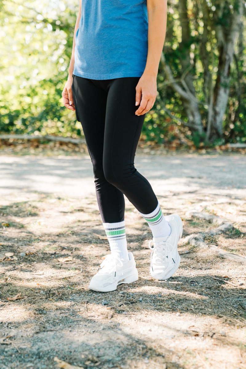 insect_shield's tweet photo. Final day for the Lyme awareness socks offer. A small purchase can do double duty: support a cause and help you stay protected outdoors.

https://t.co/GaMboSuDe8 https://t.co/FYFcv61TpB