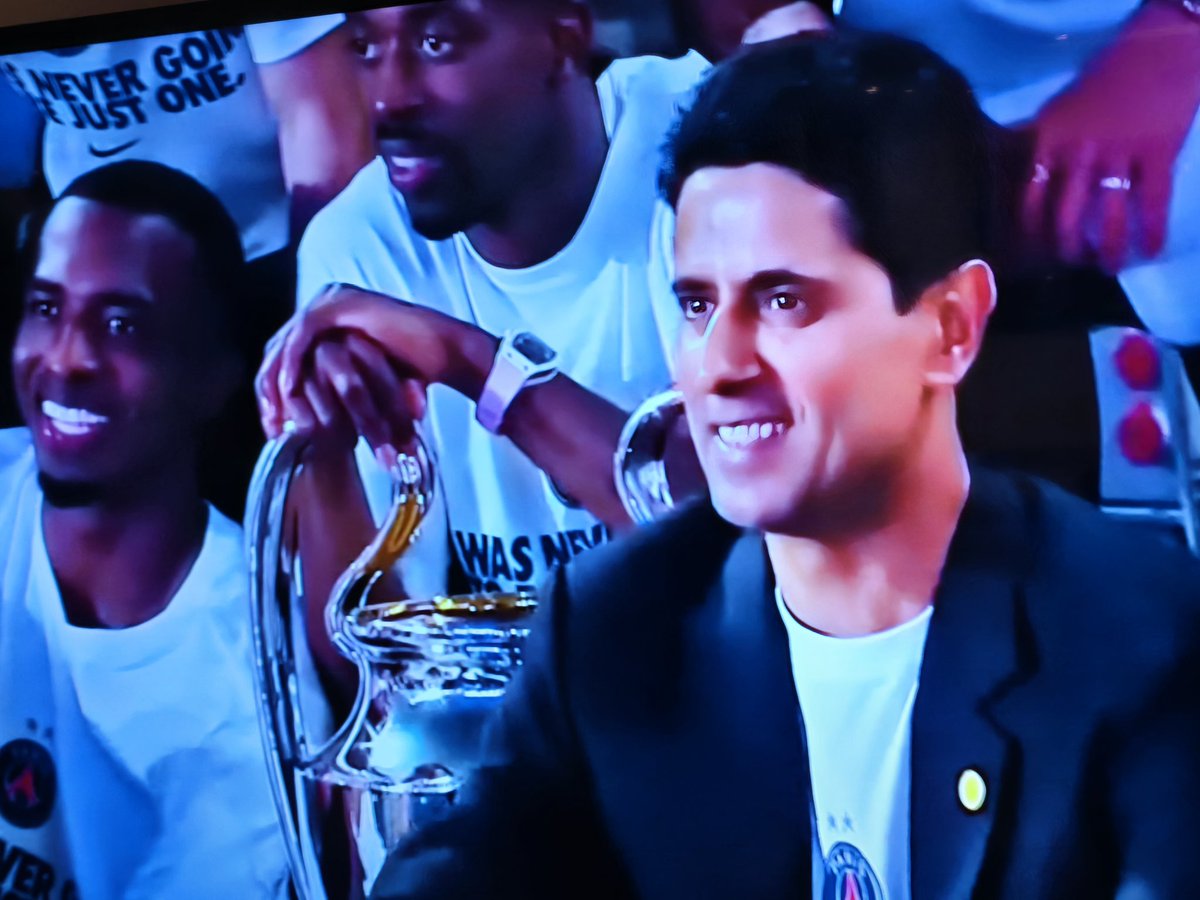 MauricioProanio's tweet photo. Que orgullo ver a un Ecuatoriano campeón en el equipo más grande de Europa. PACHO Campeón. https://t.co/Tb4vsvaWvl