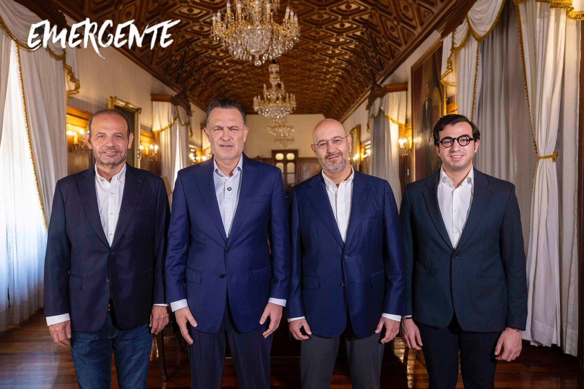 Emergenteqro's tweet photo. Gobernador de Querétaro anuncia ajustes en su equipo de trabajo📣
 
• Rogelio Vega Vázquez Mellado

• Mauricio Herbert Pesquera 

• Jorge Maldonado de los Cobos estará al frente de la Secretaría Particular.

Más información en https://t.co/CpemVTtD6z https://t.co/m2FQGd9pyN