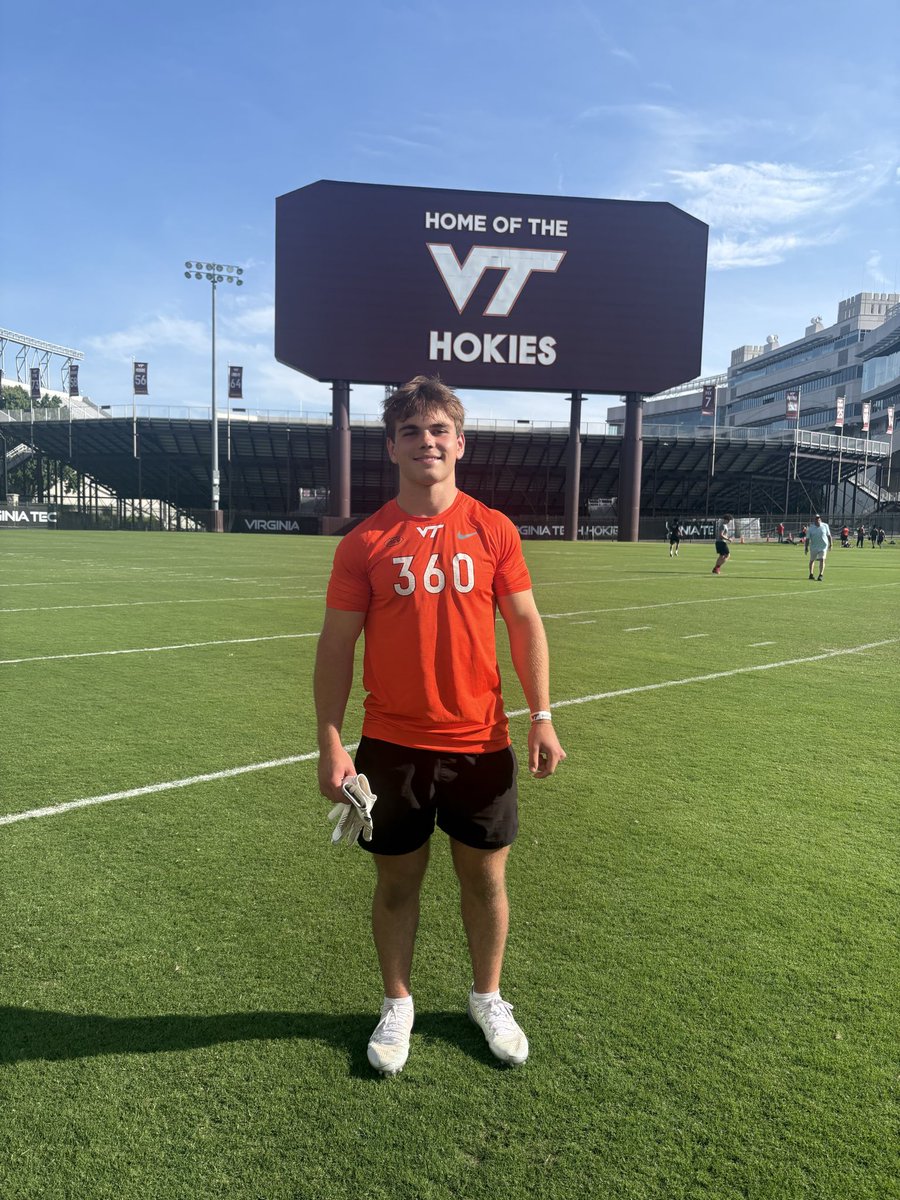 Gabedenius's tweet photo. Had a great day at @HokiesFB!! Thank you @coach_norv for having me out!
@JeffHecklinski https://t.co/GRQW4WMcFp