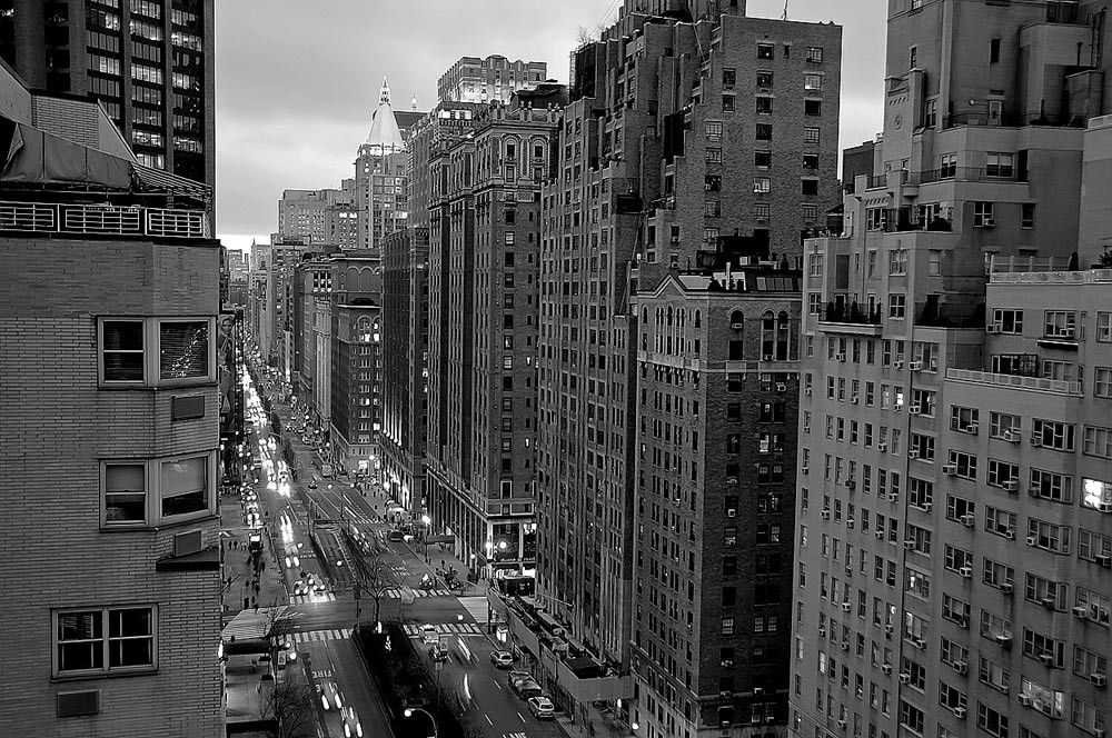 LISAGNO's tweet photo. Filming locations: Park Avenue and Grand Central Station, Manhattan #FilmNoir #BNoirDetour https://t.co/e9nDpgpHpF