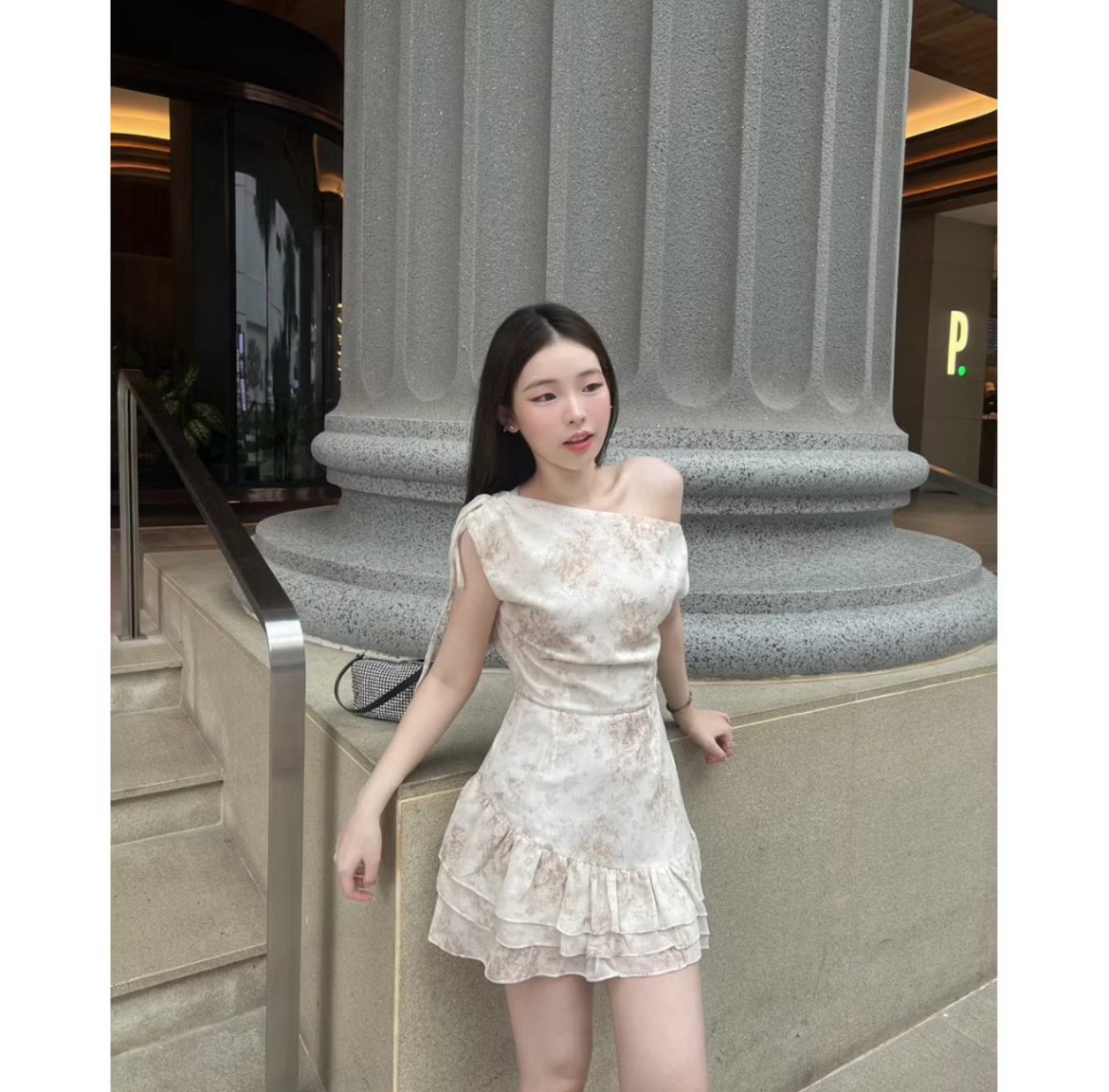 Sheeneraporn04's tweet photo. ส่งต่อ Fallinrose🧚🏻‍♀️
size S  490 From 720 ส่งฟรี 
ใส่ไป 1 ครั้ง ทักมาดูพต.ได้ค่ะ❣️

 #ส่งต่อfallinrose #ส่งต่อcintage #ส่งต่อstylist #โล้ะตู้  #เสื้อผ้ามือ2 #เสื้อผ้ามือสอง #ส่งต่อเสื้อผ้า #ส่งต่อunigam #ส่งต่อduex #giltmonboutique #ส่งต่อcintageshop #fallinrose https://t.co/rppuxp8tWo