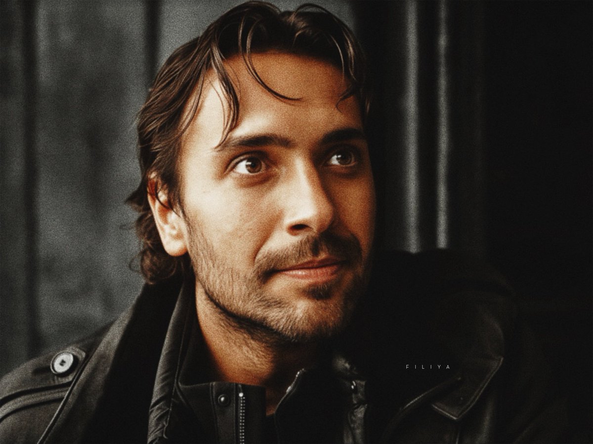 fiilyia's tweet photo. #UlaşTunaAstepe 🫠🤍 https://t.co/CIqpEaaYsV
