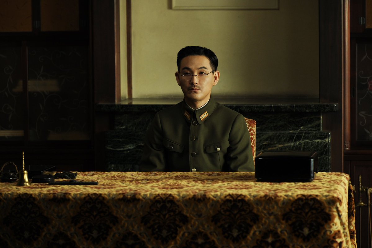 office_saku's tweet photo. 【松田龍平】

映画「開戦前夜」（石井裕也監督）に
昭和天皇役にて出演いたします。
本日予告編も解禁いたしました。

2026 年 7 月 31 日 (金)全国公開 
是非、ご覧くださいませ。
https://t.co/0EbKaB1scx  

@kaisen_movi 
#開戦前夜
#松田龍平 https://t.co/RA8VCay9Q8