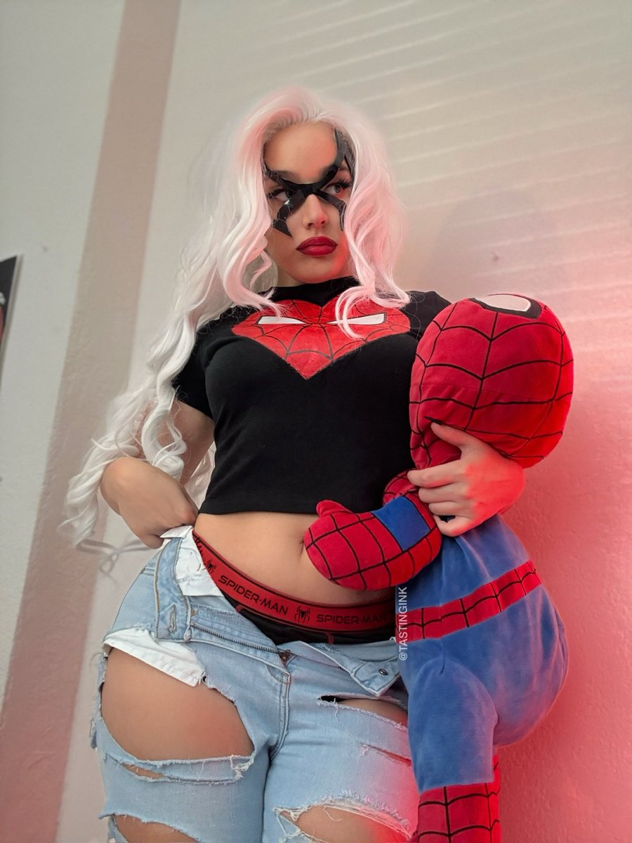 tastinginkk's tweet photo. Felicia in MJ’s clothes? 👚🕸️
#spiderman #blackcatcosplay https://t.co/3w8u4a0LxK