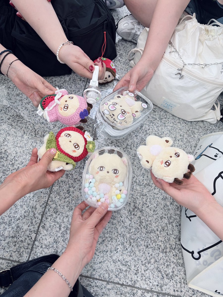 maygreen529's tweet photo. 어제 만난 메이님들🤗
정말 반가웠고 감사했습니다🥰 https://t.co/H3qlPo46Ah