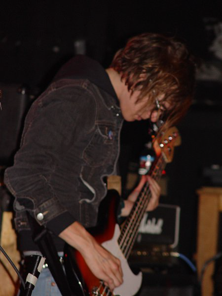 skeletoncrevvs's tweet photo. seattle, wa.
04.11.2003

ph: aimee hilliard/digital noise https://t.co/AxL8yXgvHs