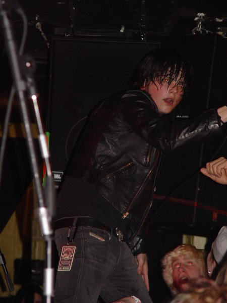 skeletoncrevvs's tweet photo. seattle, wa.
04.11.2003

ph: aimee hilliard/digital noise https://t.co/AxL8yXgvHs