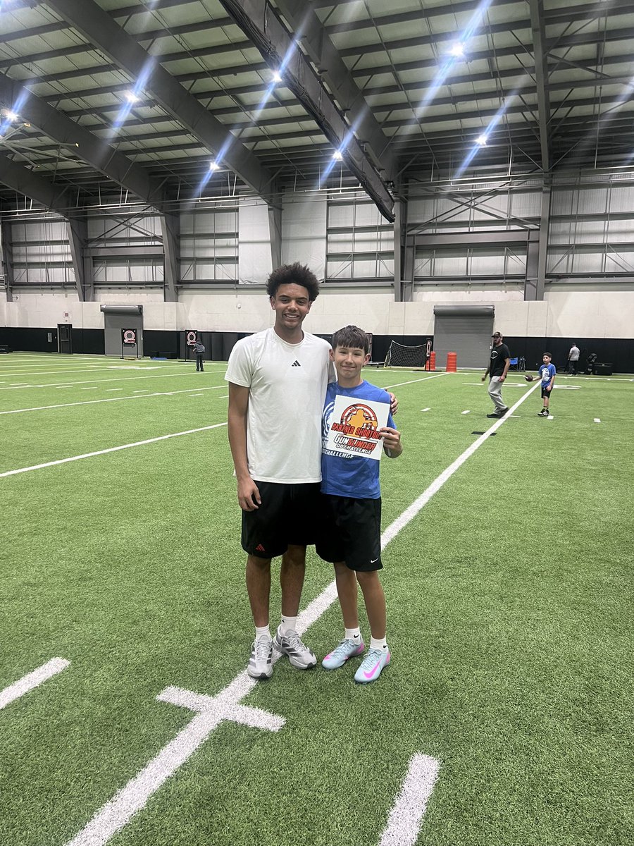 BennettRis2030's tweet photo. Grateful for the opportunity to get work in and learn from one of the best.

Awesome getting a picture with Trae Taylor, former QB Gunslinger winner and Nebraska signee.

Every opportunity to compete, learn, and get better matters. 🏈

Back to work. 💪 https://t.co/1KT35Qxued