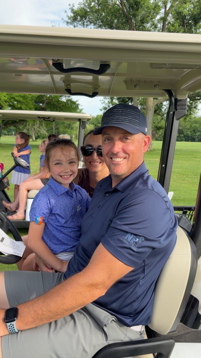 TimSchrage86's tweet photo. First night of junior league! https://t.co/Ps9XhHQx38