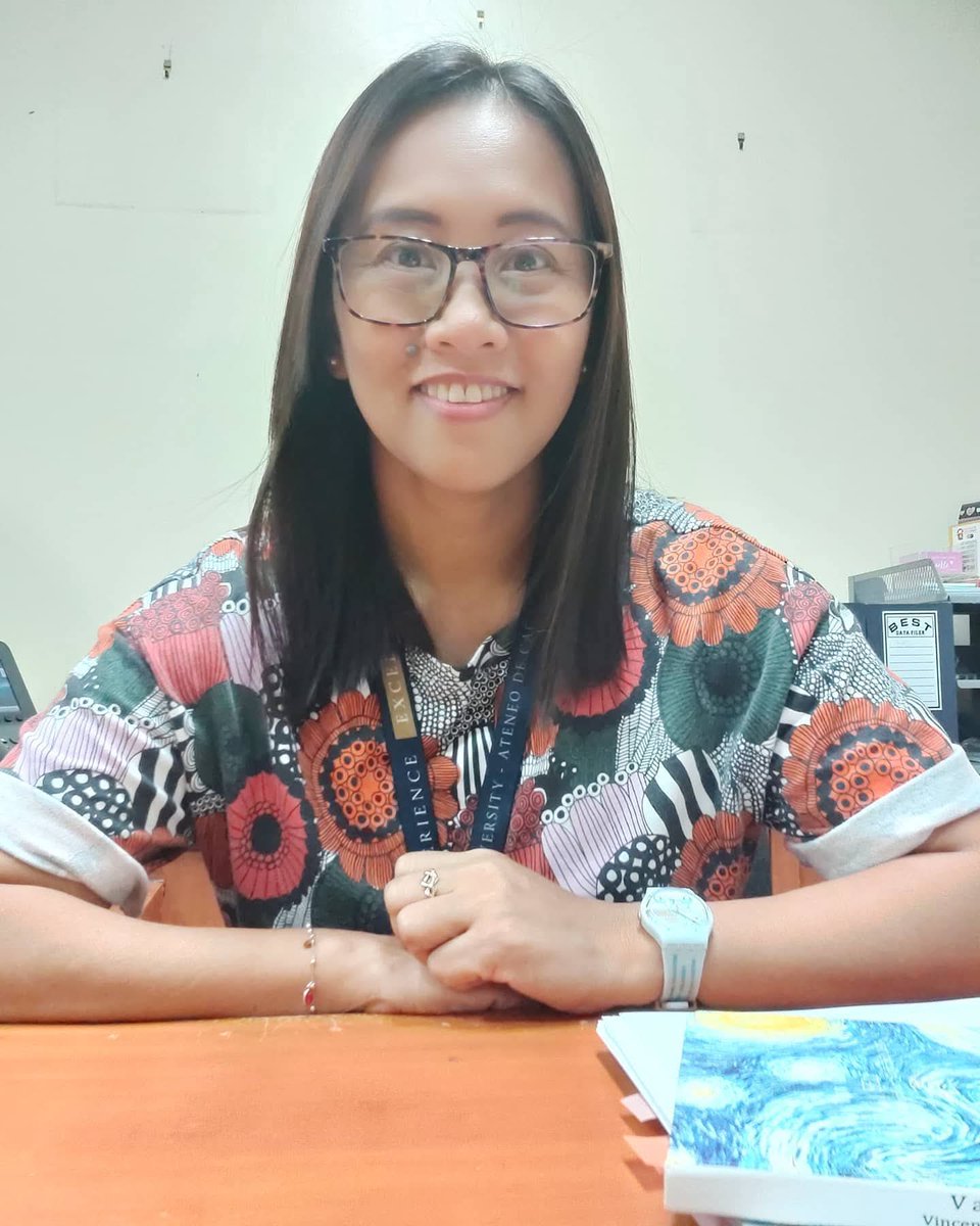 wandermole's tweet photo. Today I celebrate my 6th anniversary at XU-OICN. Steering this small yet impactful office has been a journey of growth, challenges, and joy. I am truly grateful for the strength and insight that have sustained me all these years. Cheers! ​🩷
(Photo: 1 June 2020, 1st day at OICN) https://t.co/lFjgW5kwjY