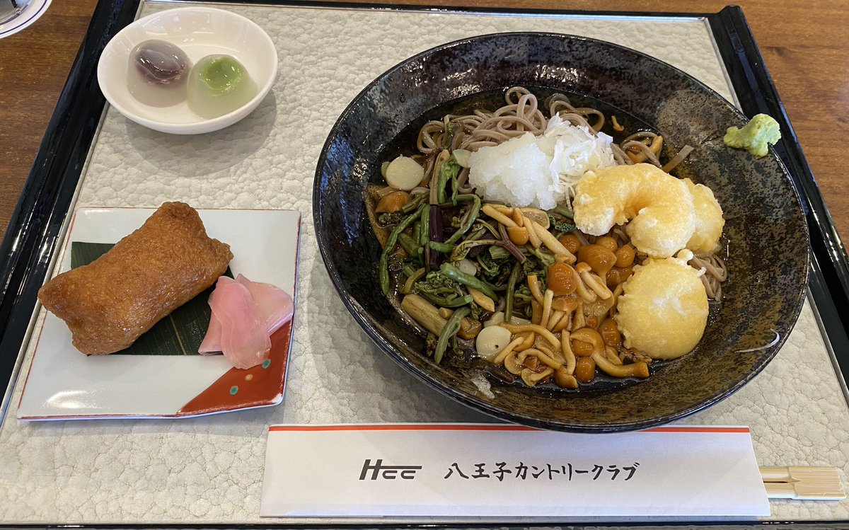 moriccho_ri's tweet photo. 山菜ぶっかけ蕎麦
#ハチカンランチ https://t.co/JfWaAbJ5EZ