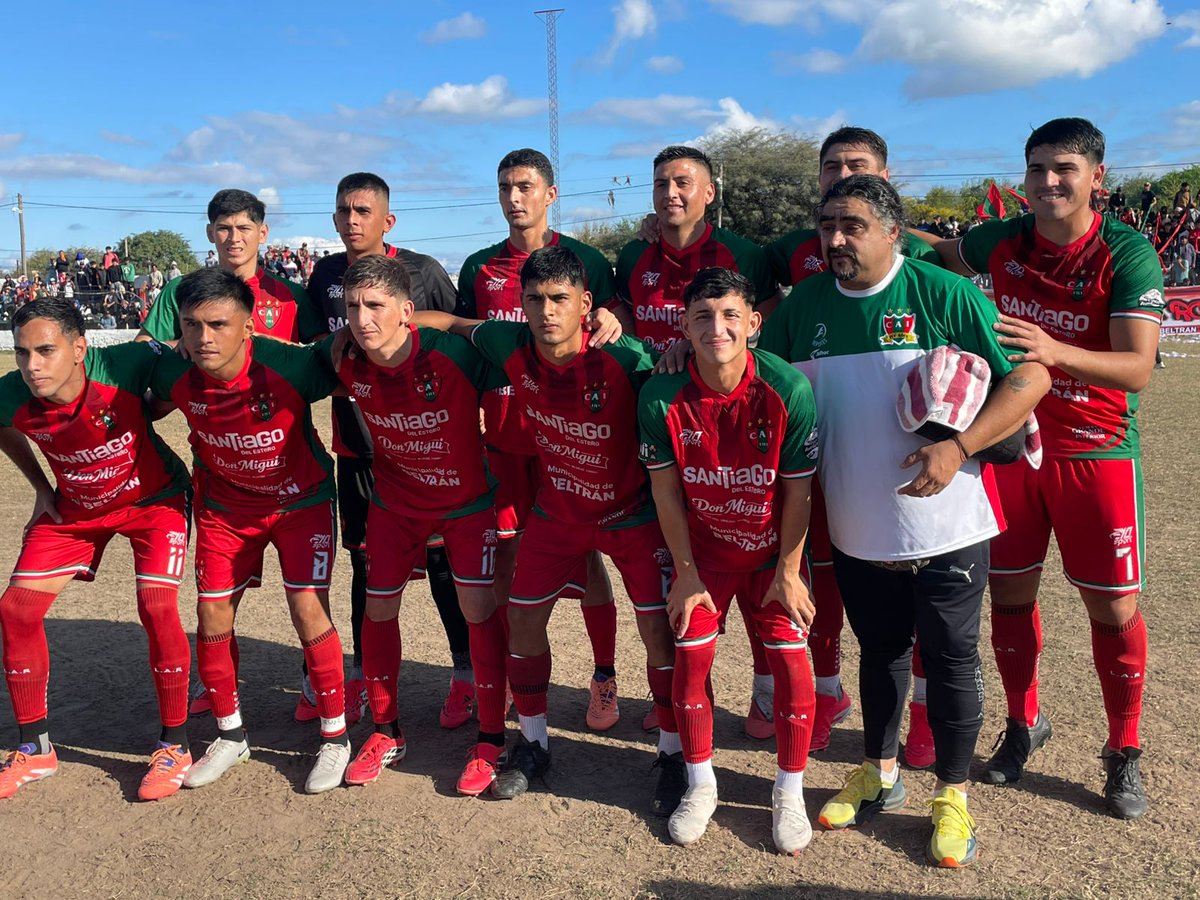 IndeBeltran's tweet photo. Fecha 7 - @lsfoficial 
Clásico de Beltrán 
Primera Div Inde 1 - 0 Unión 
Reserva 3 - 1 
#VamoRojoyVerde ❤️💚❤️💚 https://t.co/hUP1ei1G3D