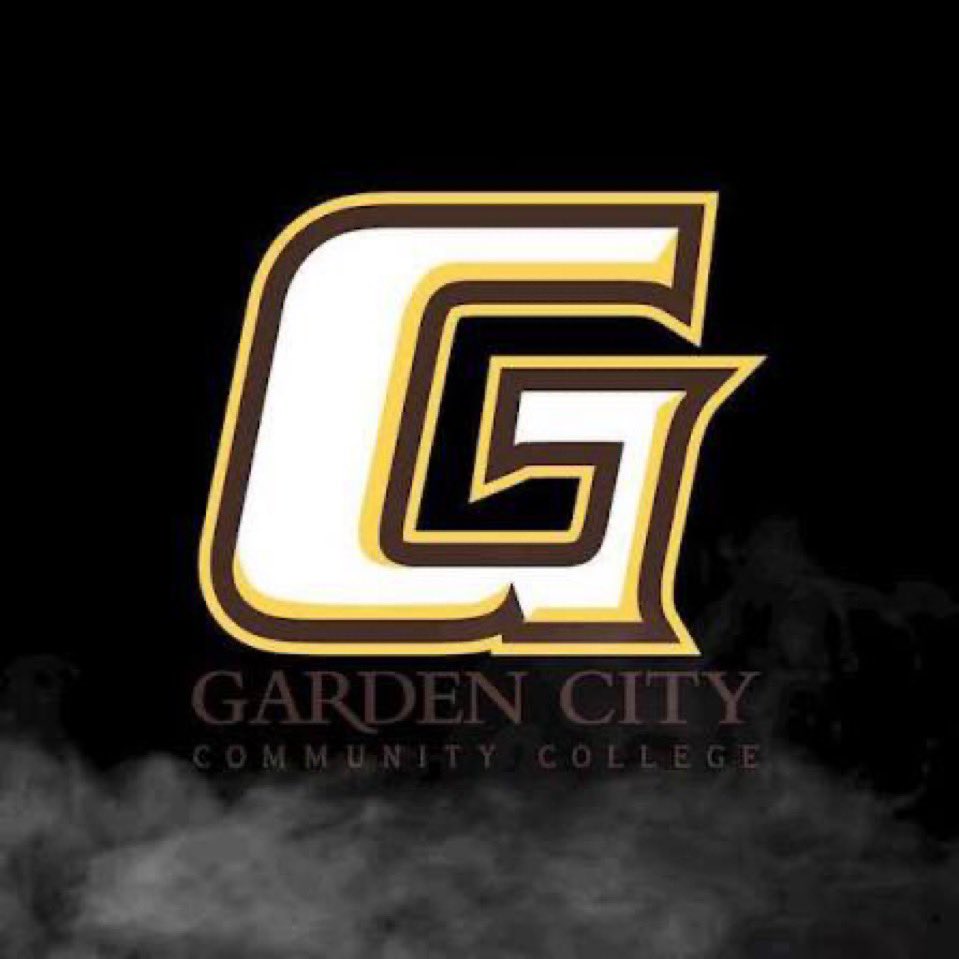 holdenapplebee's tweet photo. After a great talk with @CoachK_BusterFB I’m excited to earn an offer from Garden City CC! @MVJagRecruiting https://t.co/LzxUXM2k2l