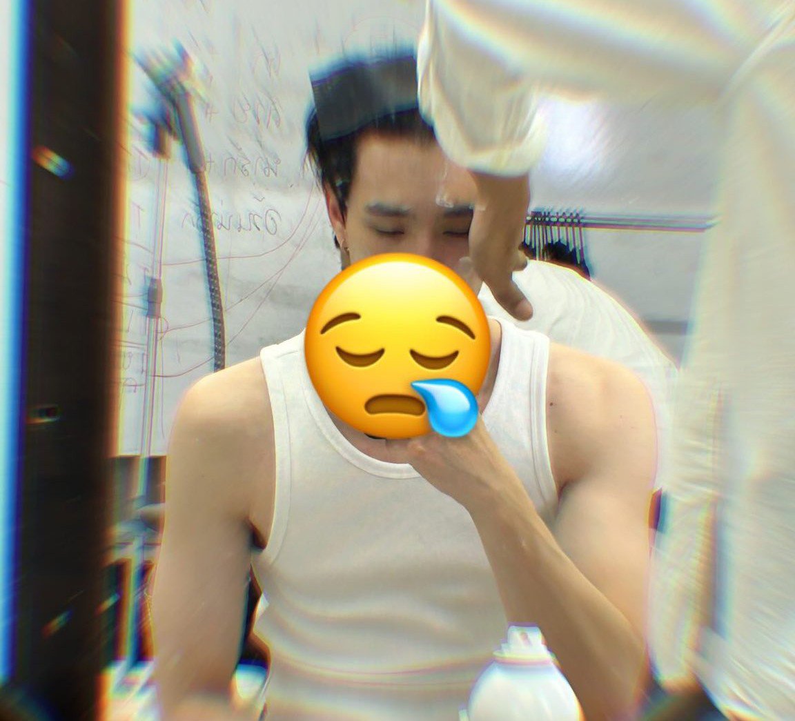 naa jsu^^👨🏻🎨👮🏻♂️ LIMIT REP😭💔 MODE KALEM tweet media