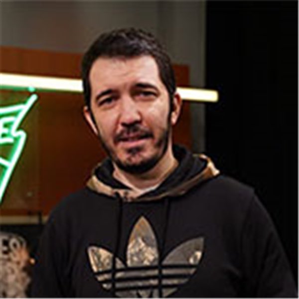 izzett696's tweet photo. @bpthaber girelim mi? tamam abi girelim eee abi rezalet rezalet yani biliyorsun ben düşüncelerimi her zaman net belli etmem ama travis dünyanın ilk üçünde mi eeehh hadi öyle diyelim ama öyle olduğu senaryoda bile olucak iş değil abi. https://t.co/xE9r9Tqqm1