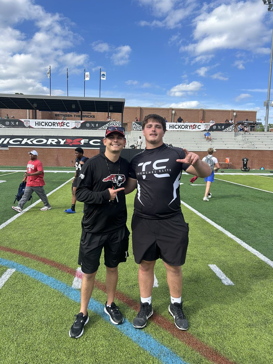 TaylorMartin914's tweet photo. Had a great time today at @LRBearsFootball got a lot of great work and built an even better relationship with @coach_schaft @coachsoch and @CoachJLord1 excited to hear back soon about the future!! 🐻🐻 https://t.co/rTeYM290yM