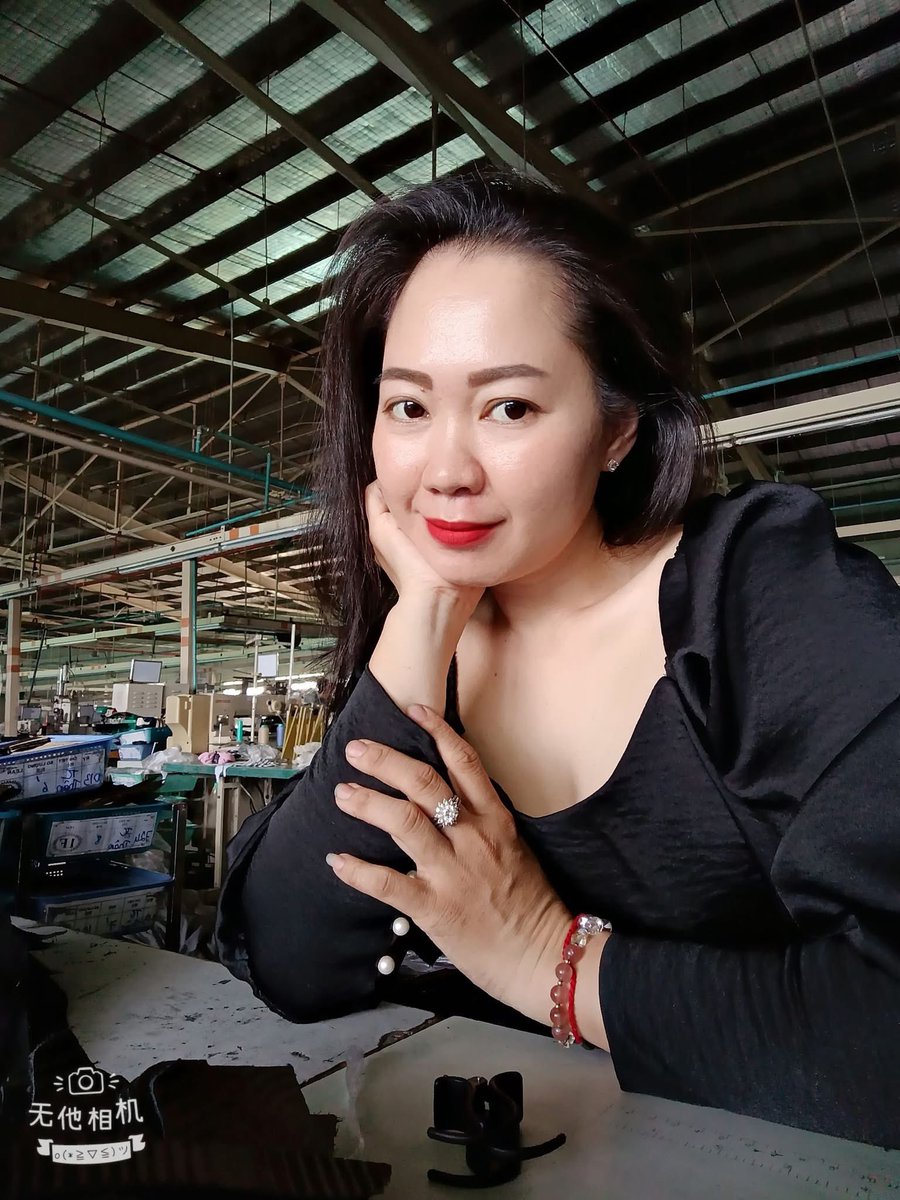 pcong30's tweet photo. Quý bà Thủ Đức https://t.co/fk7iAF6ajc