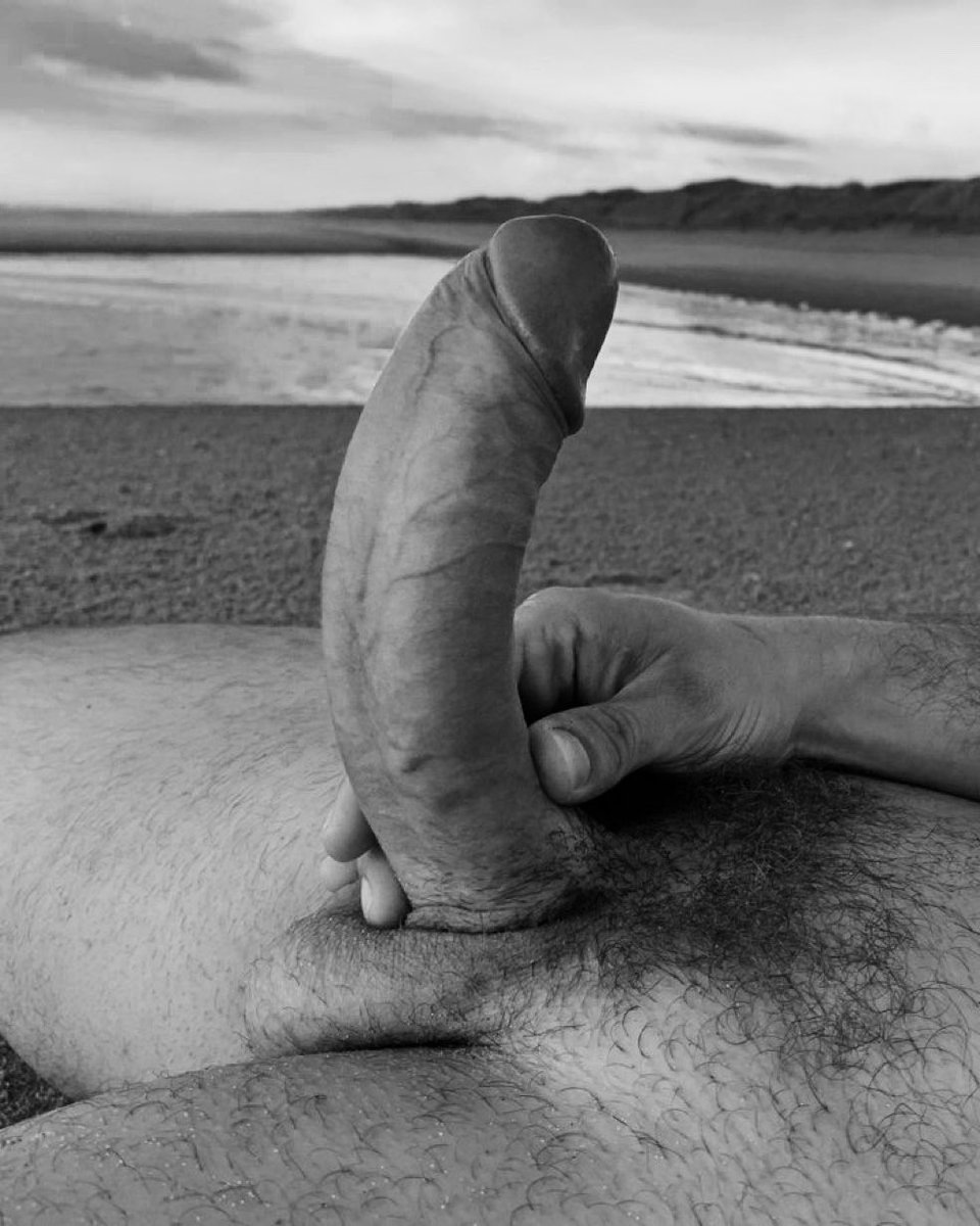 ElM0RB0SO's tweet photo. Día de playa https://t.co/MZlKR700ey