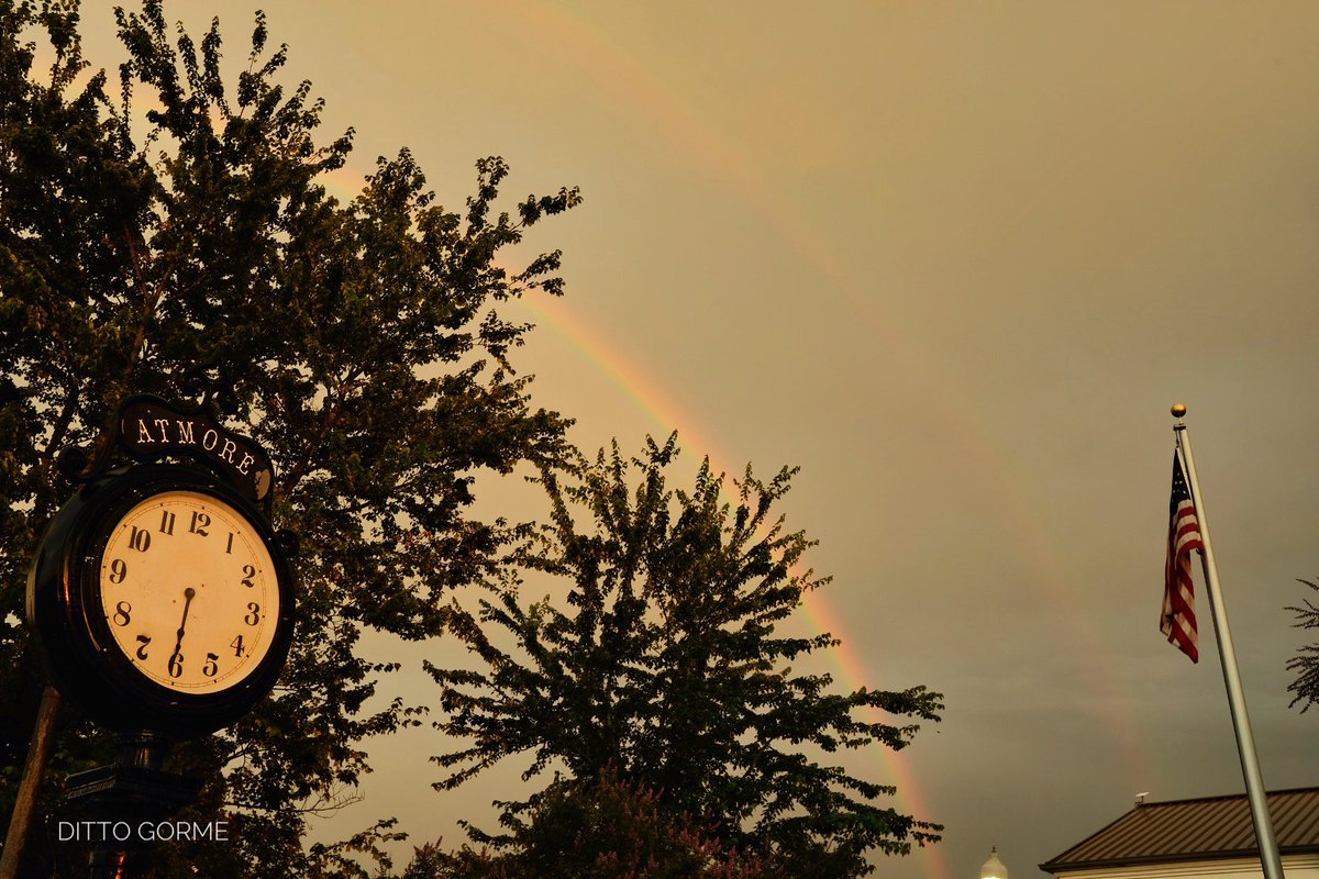 dittogorme's tweet photo. Double rainbow and sunset Atmore,AL @spann @NWSMobile @rzweather @ThomasGeboyWX @AlanSealls @textamet @StormHour @ThePhotoHour @CloudAppSoc #alwx #sunset #rainbow https://t.co/B27b4BIia8