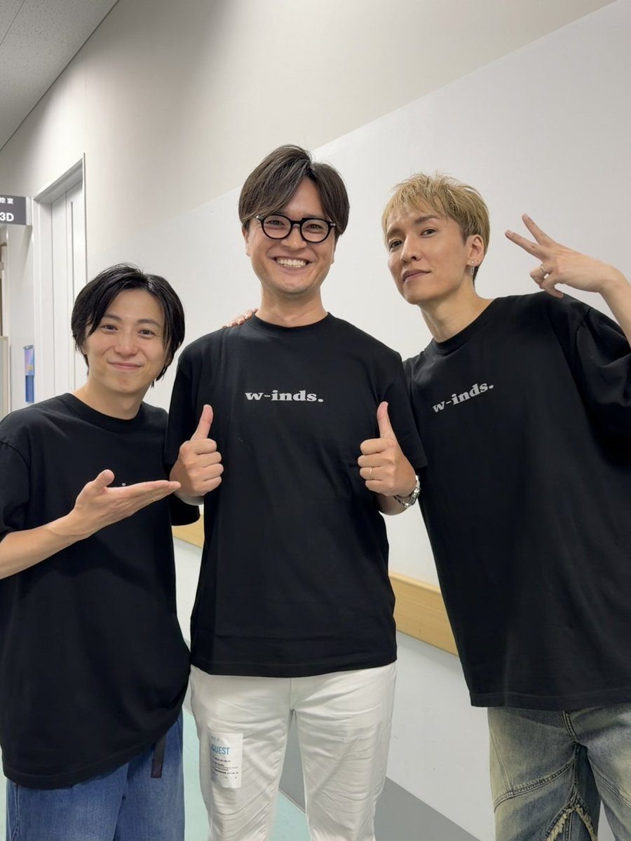harulog1120's tweet photo. w-inds.のLIVE後にまず思うのは『今回も最高だったな...』と。毎回そう。

変化と進化を続ける25年。

葉山さん時代の曲も、聴かせるバラード曲も、ダンスミュージックも、慶太くんセルフプロデュースの曲も...すべてを今にアプデして、また軽やかに過去最高を更新してくれました🫶 https://t.co/VHQo7dyY1z