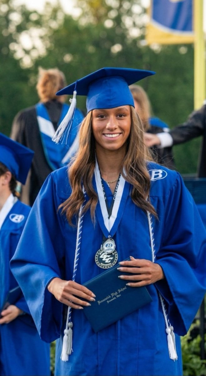 ZRoberts2026's tweet photo. 🎓🎓  Brunswick High School Graduation 2026 🎓🎓
@BrunswickCSD #Classof2026 #Graduation2026 #2026Grad https://t.co/5VMLQRnZjk