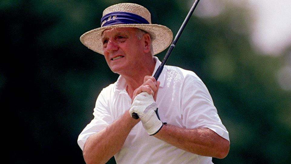 MuertosArg's tweet photo. 01/06/2017 murió Roberto De Vicenzo.
De los mas grandes deportistas de la historia de nuestro país. Un golfista genial con mas de 300 torneos ganados. Vivió 94 años y disfrutó el éxito y el reconocimiento de todos.
9 años sin este genio. https://t.co/0zdaEoLvYz