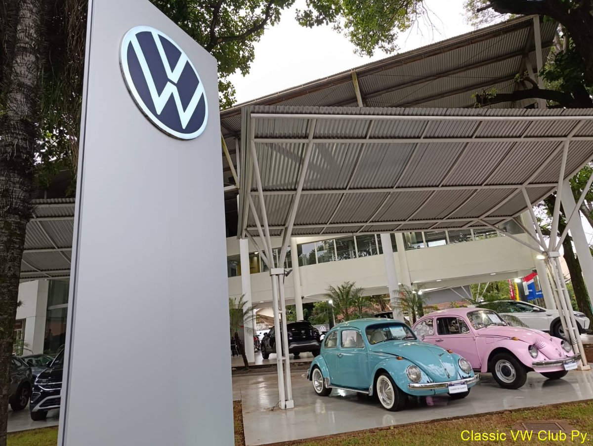 CVWC_PY's tweet photo. MES DEL FUSCA
 22 de junio Día Mundial del Fusca DMF. 
Juntamente con DIESA impulsamos la campaña MES DEL FUSCA, durante todo el mes de junio nuestros socios estarán exhibiendo sus clásicos seleccionados por DIESA (2 autos por semana) en la sucursal de Mcal. López. #volkswagen https://t.co/DvSCqcgoGR
