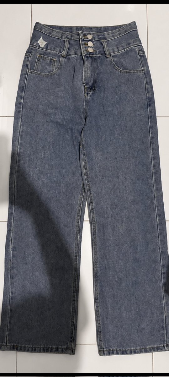 pieceofxake's tweet photo. wts loose jeans, lp 64 pjg 95 paha 52
75k negoo https://t.co/tXb1bHlid7