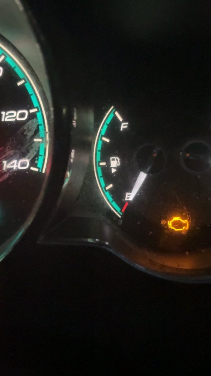 Kayle_Fox5249's tweet photo. Someone send gas money I’m out of gas! Venmo only! Venmo is goddess_susieo https://t.co/YfQ446pKhS